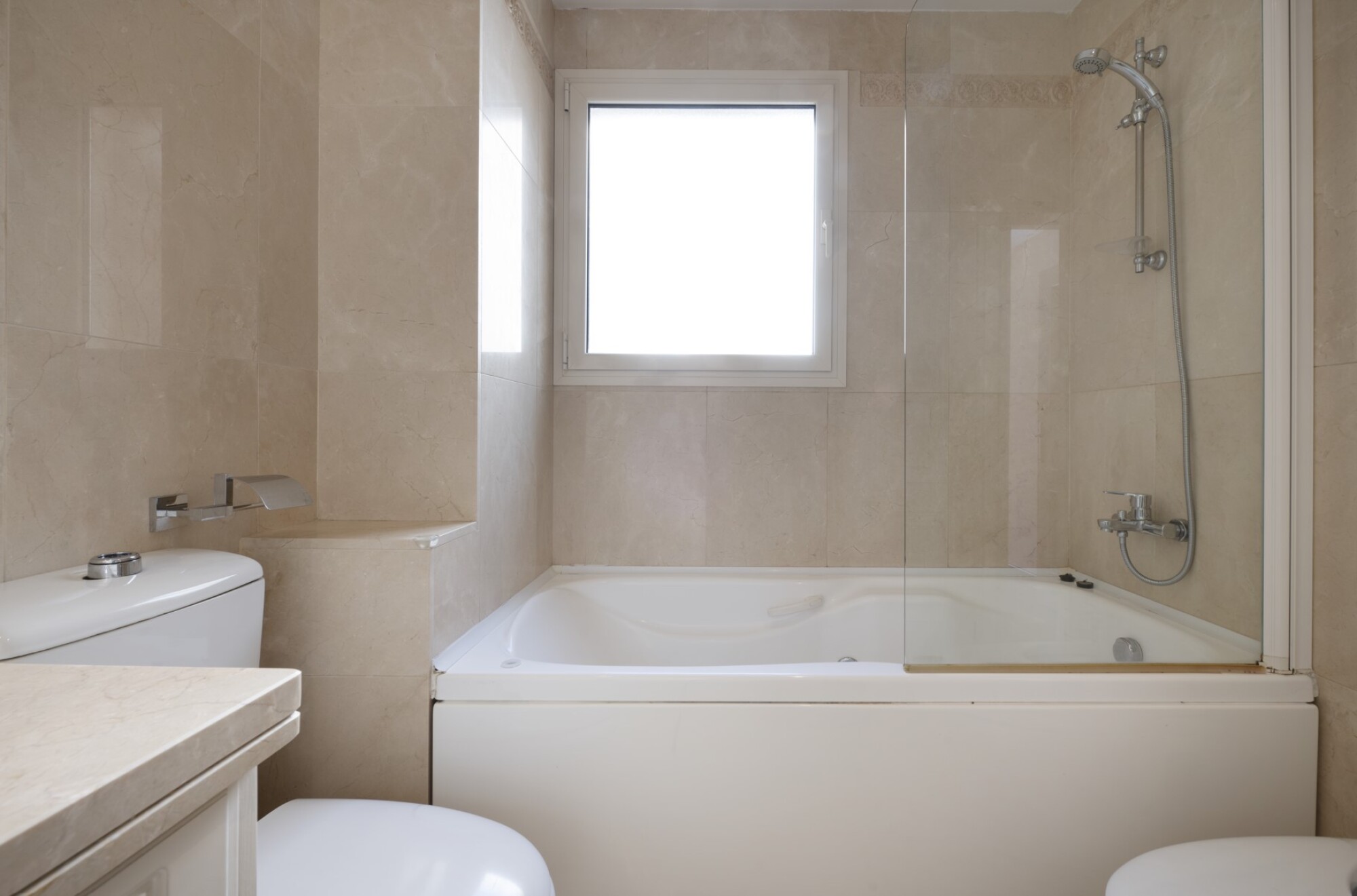 Pose baignoire carrée