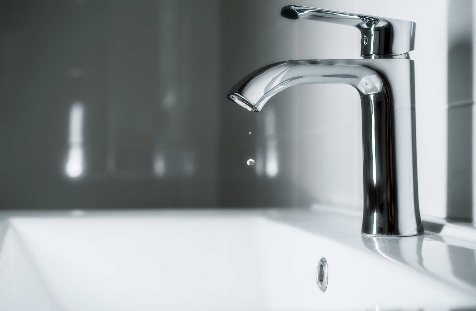 Pose de robinet à économie d'eau