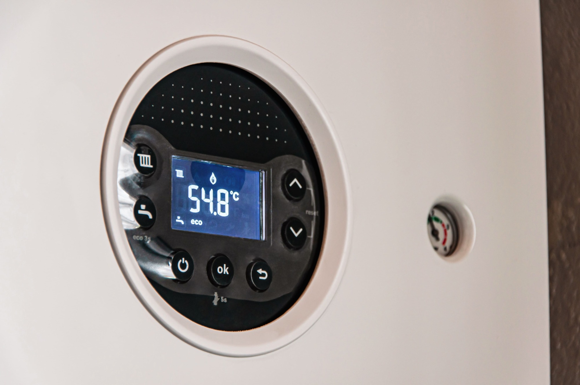 Écran de contrôle digital pour chauffe-eau