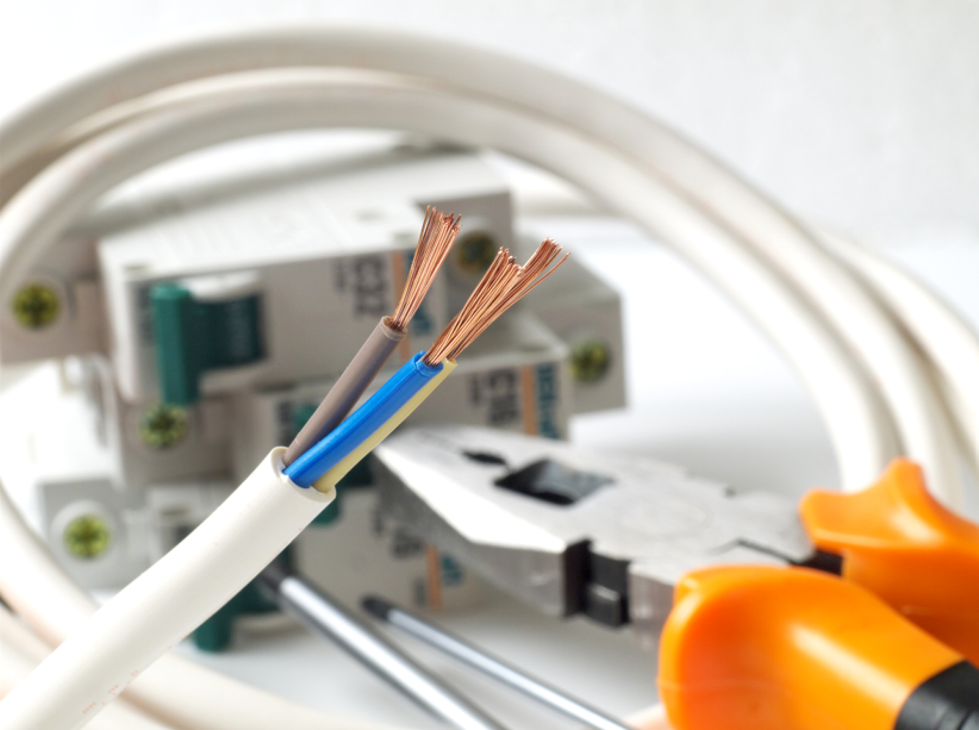 Installation de gaine électrique basse tension