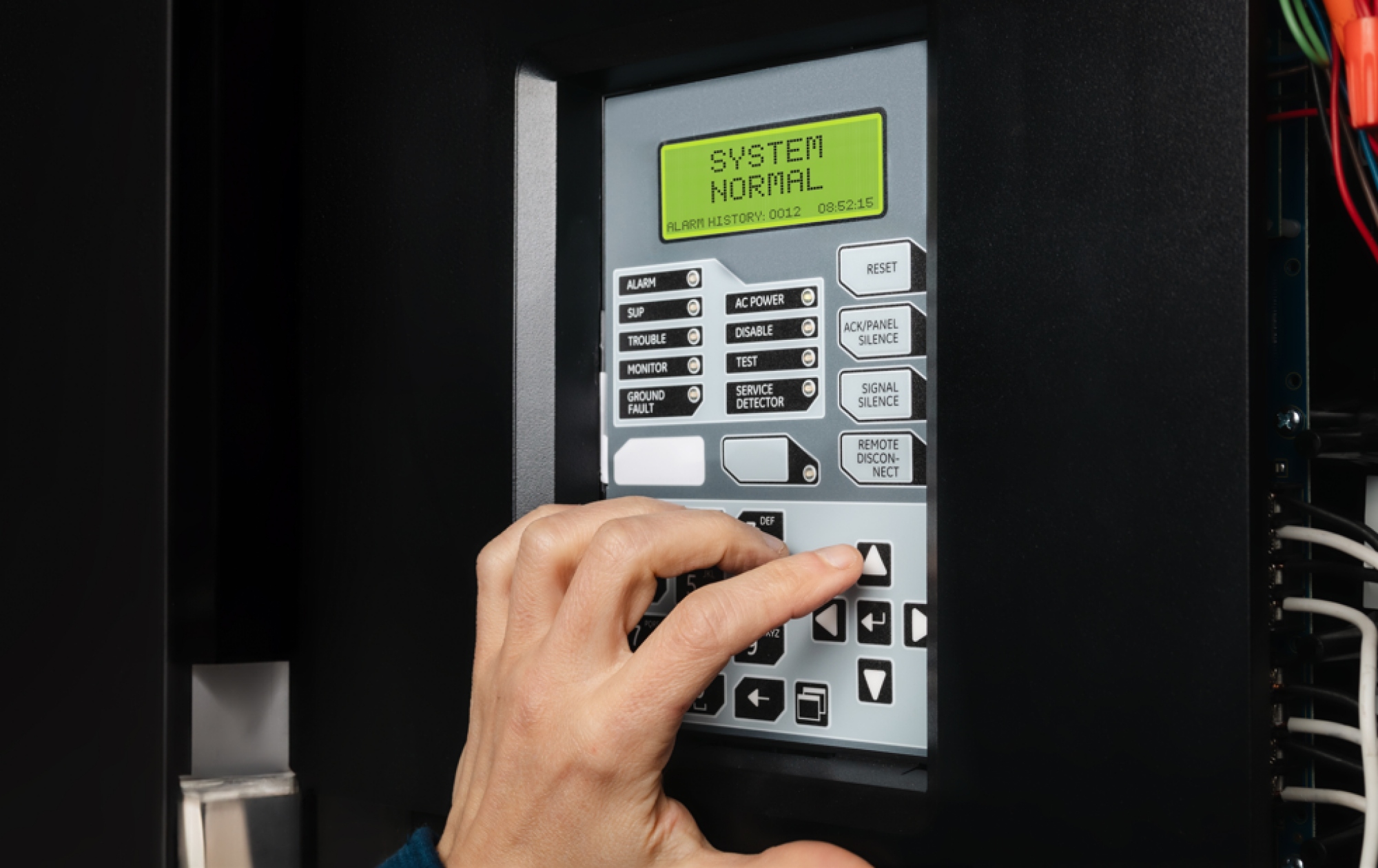 Maintenance d'alarme connectée