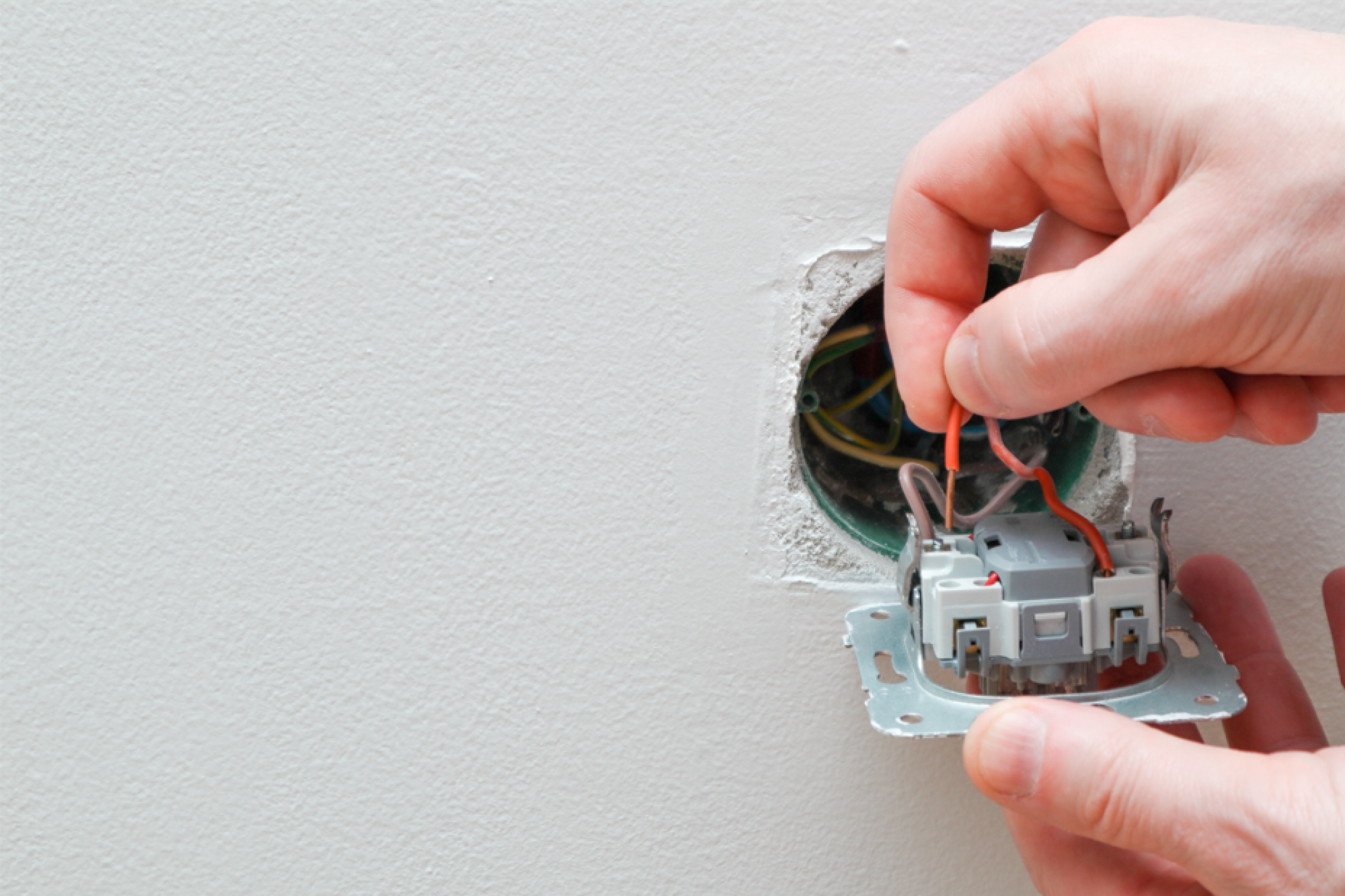 Réparation d'un interrupteur va et vient