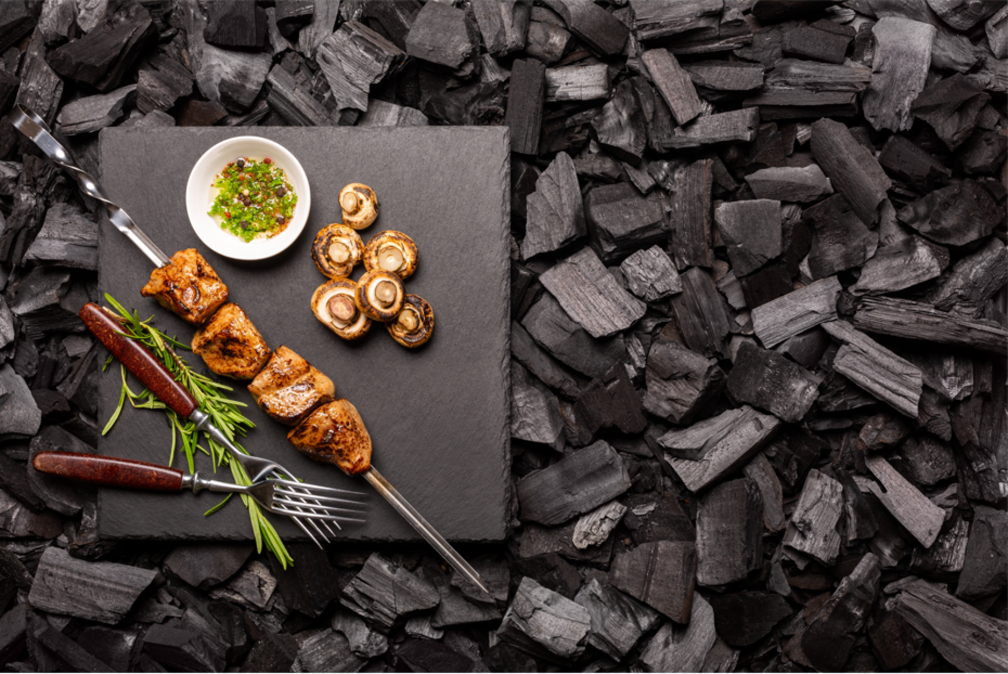 Livraison de charbon pour barbecue