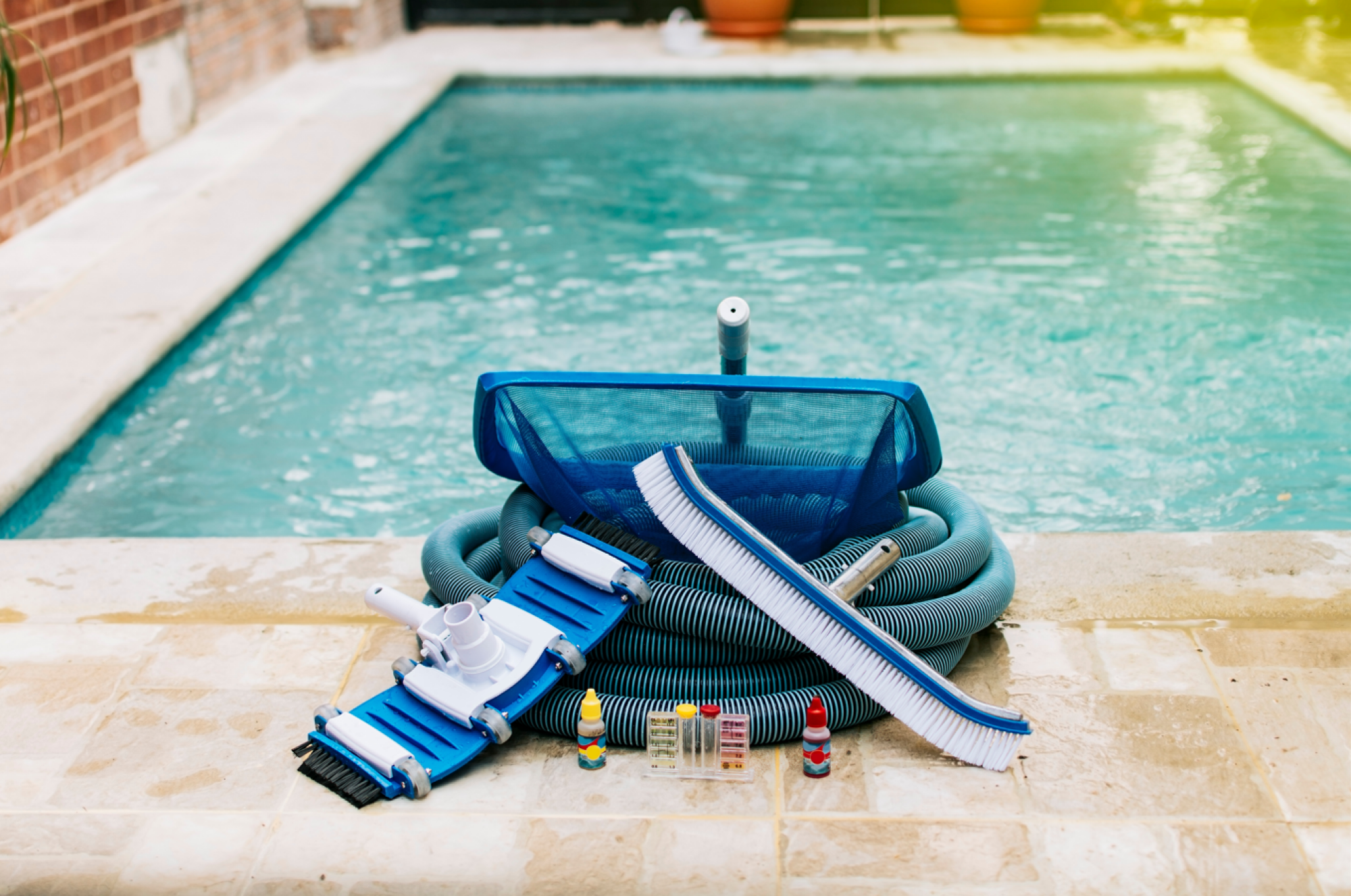 Balai aspirateur pour piscine