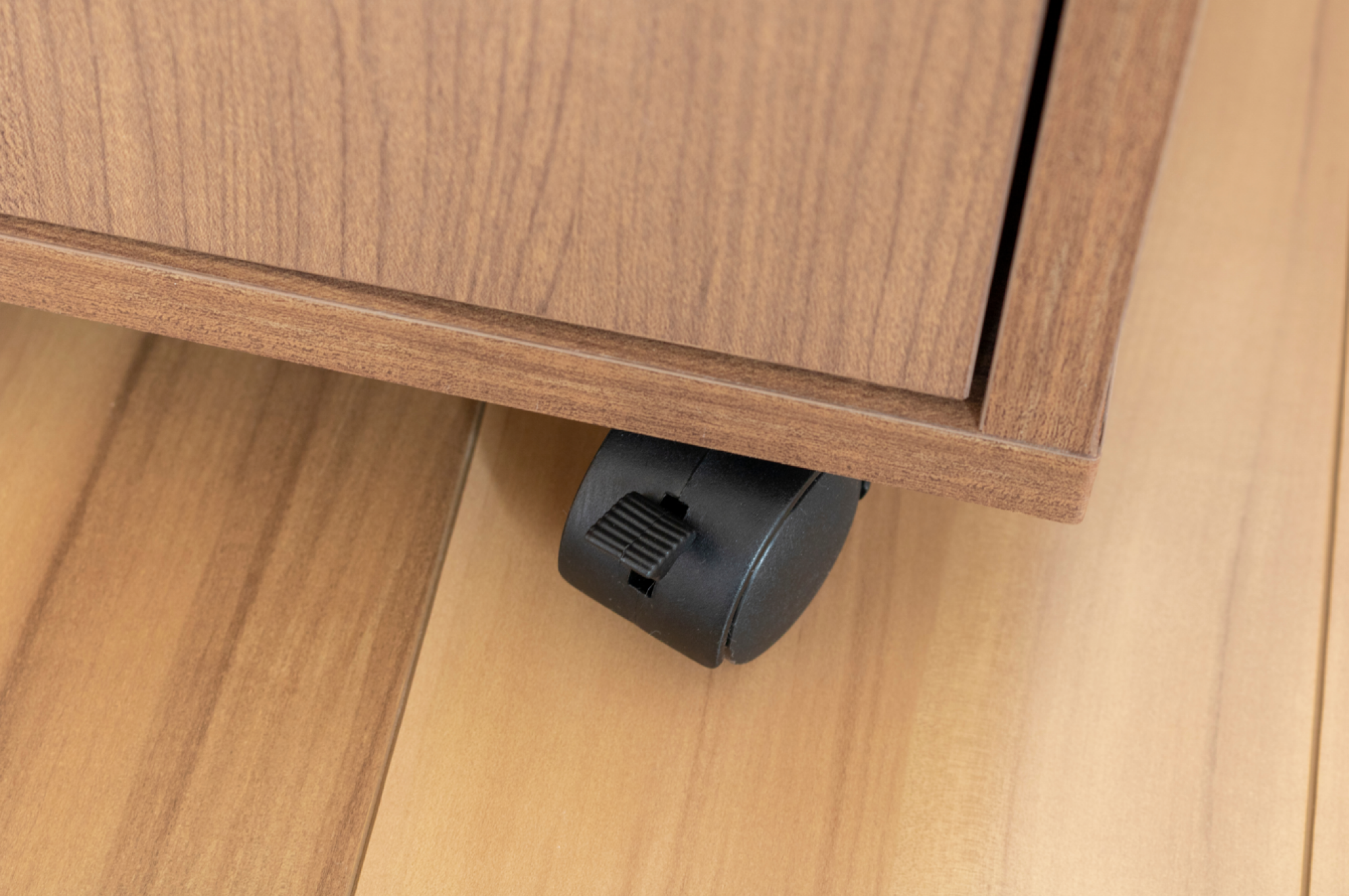 Caisson de rangement sur roulettes