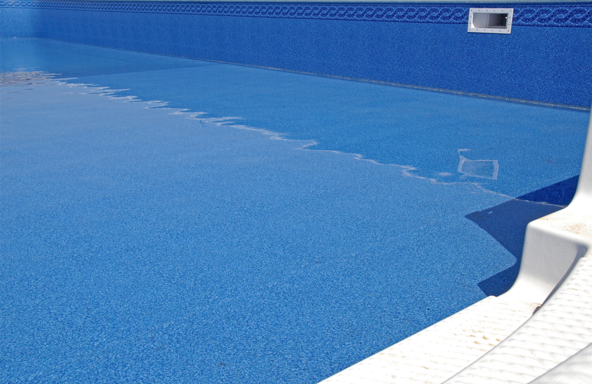 Pose de liner piscine