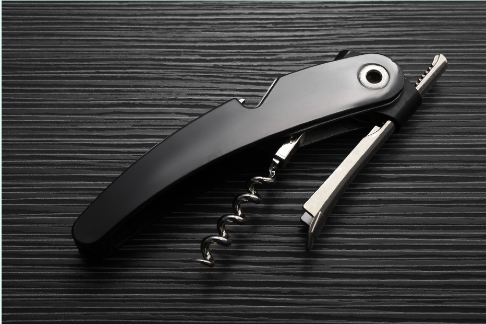 Tire-bouchon électrique