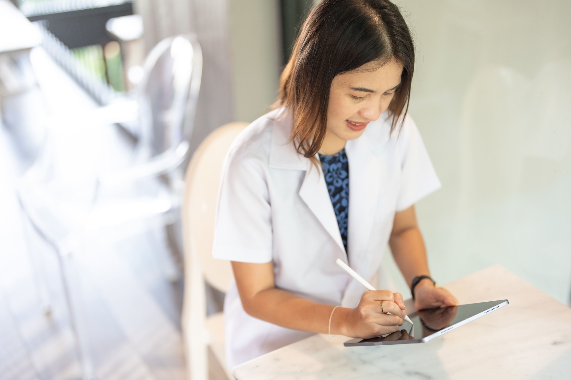 Traitement capillaire avec vitamines