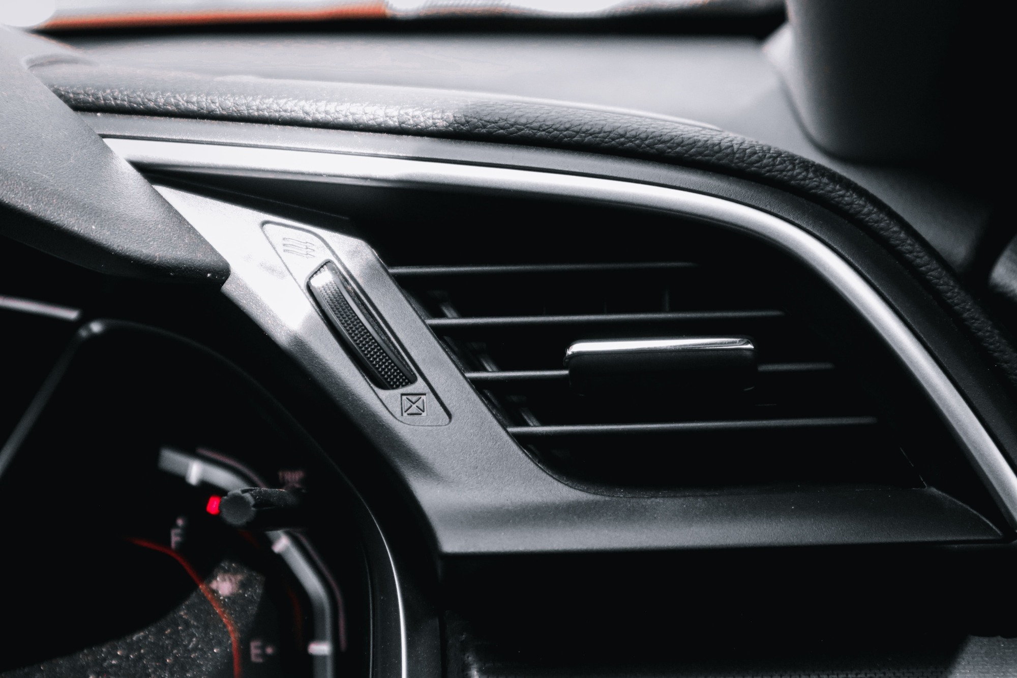 Traitement des plastiques intérieurs