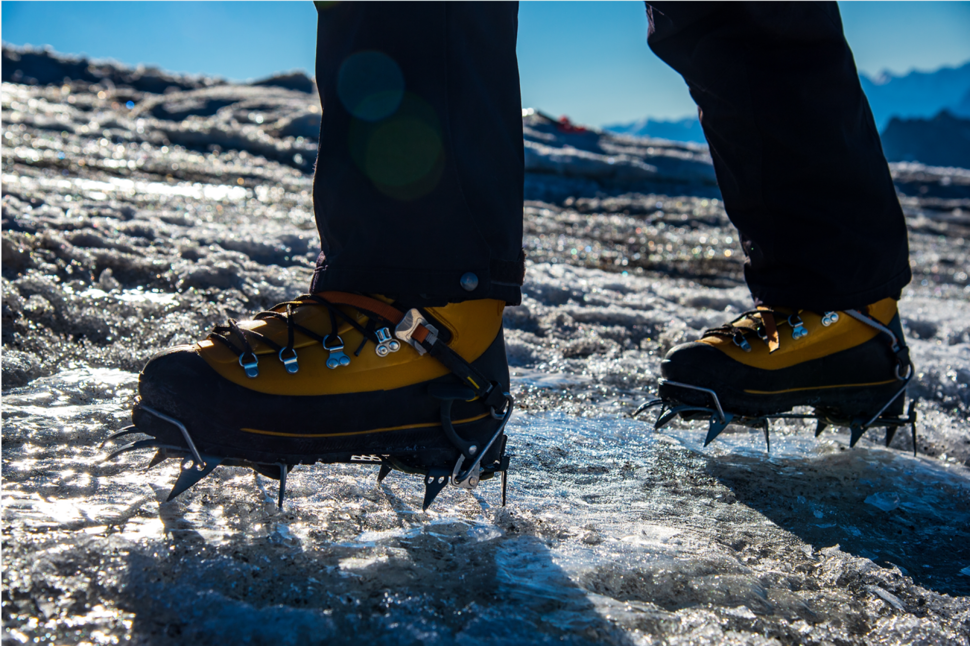 Crampons de course en montagne
