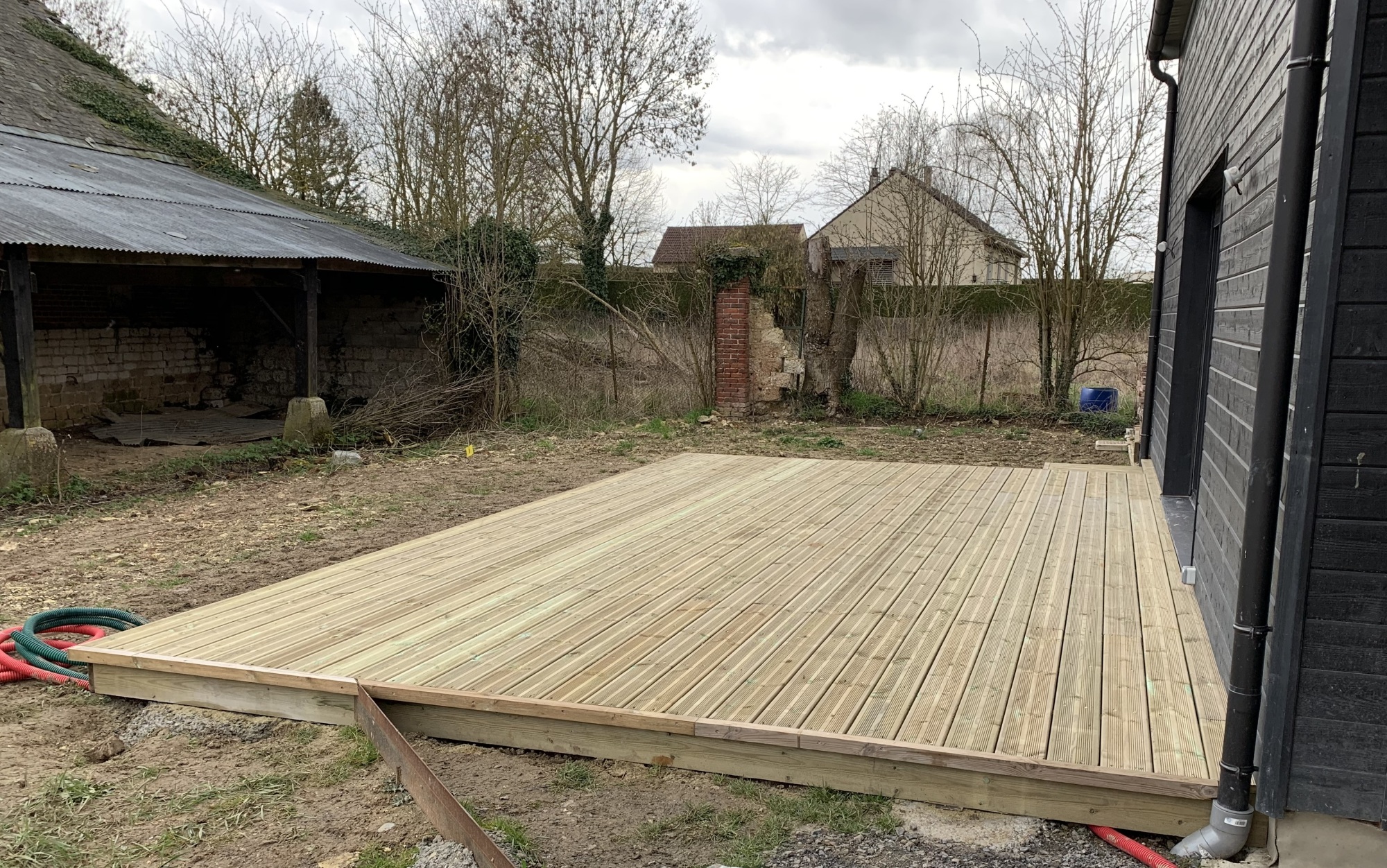 Terrasses - Abris de jardins : Particuliers - Professionnels - Collectivités