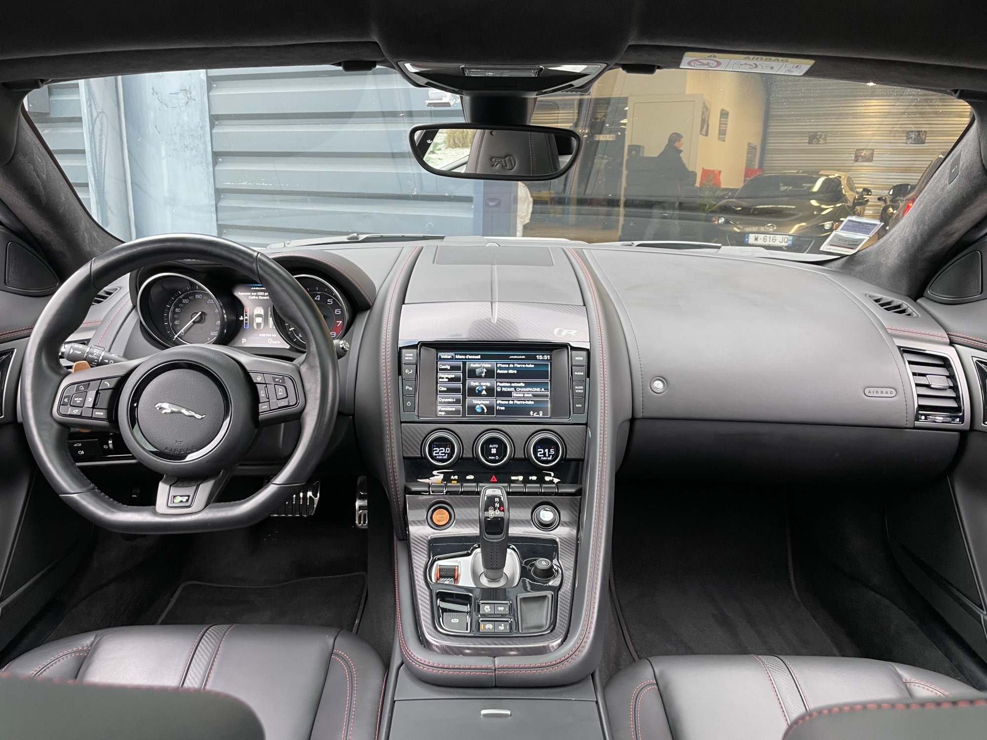 Jaguar F-Type R V8 550ch