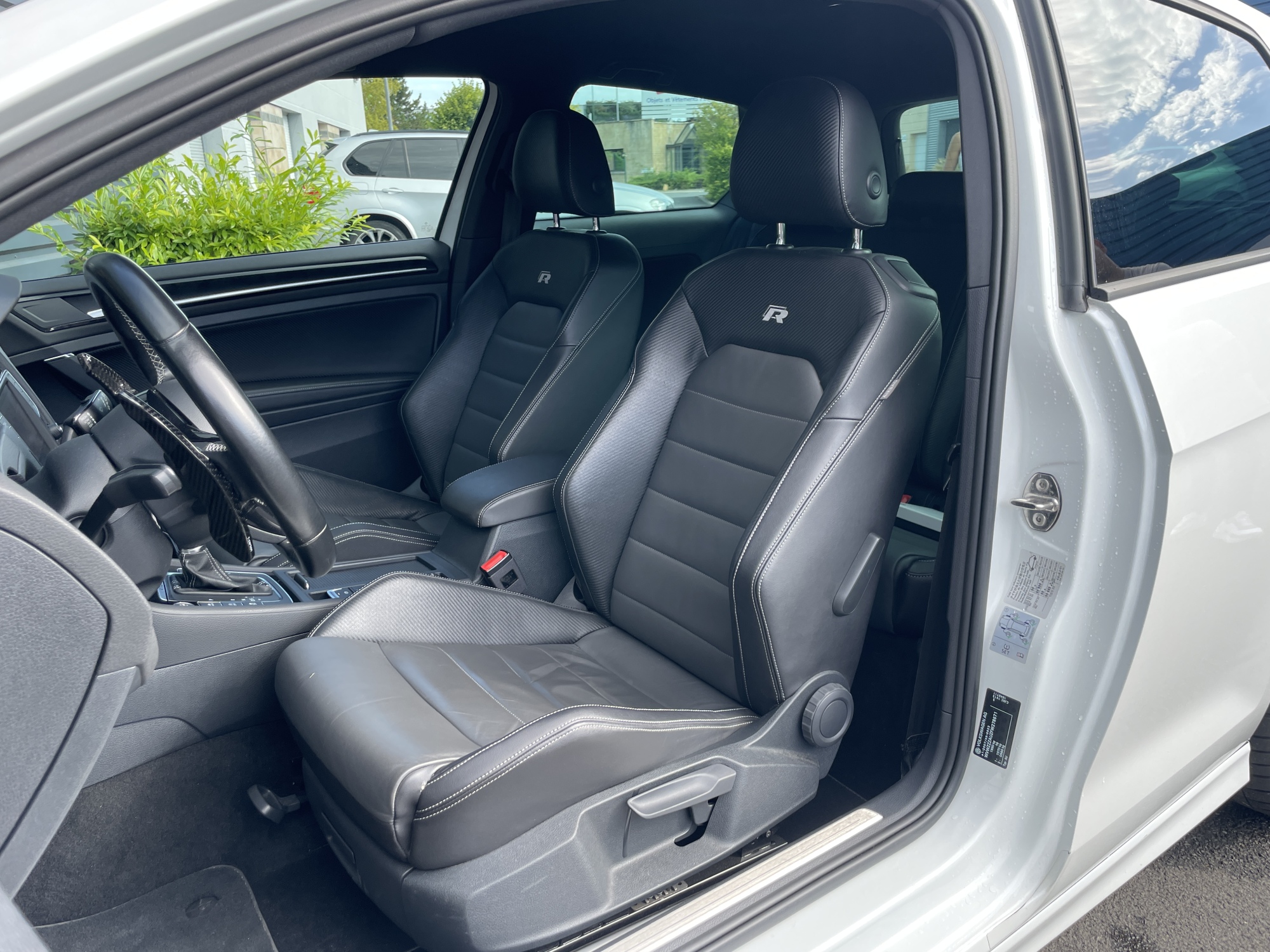 Volkswagen Golf 7 R 300ch DSG