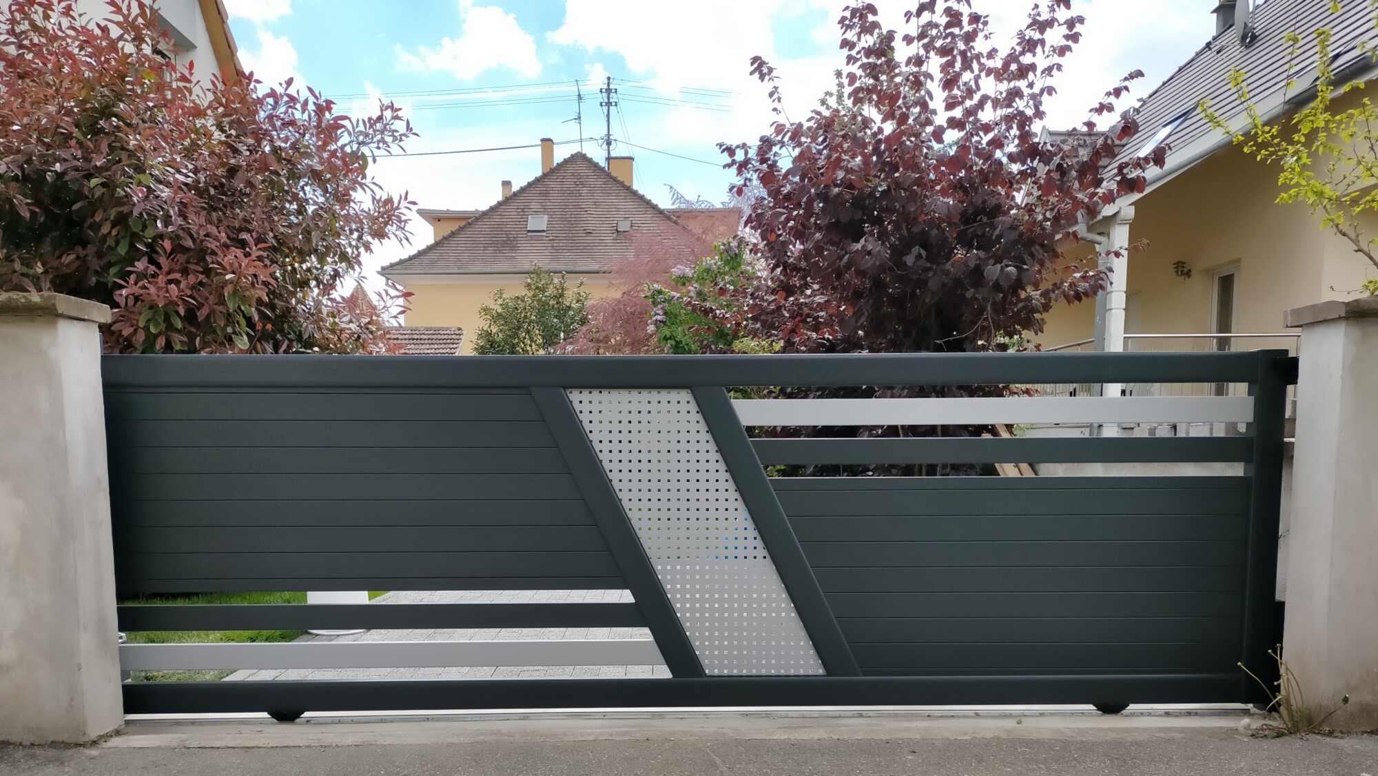 Portail coulissant aluminium modèle Sydney