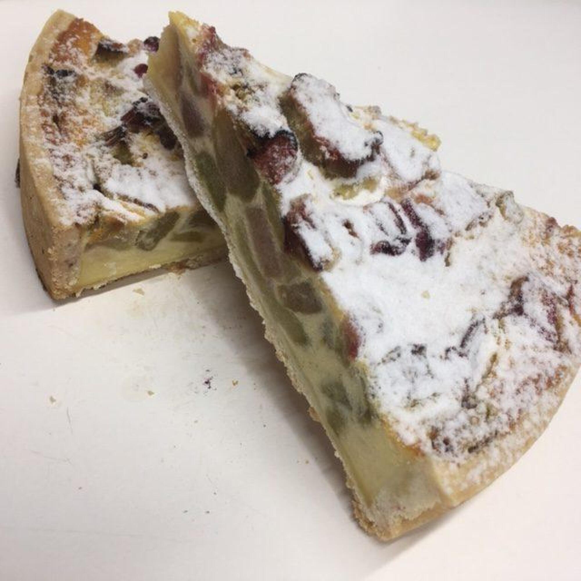 Part de tarte à la rhubarbe