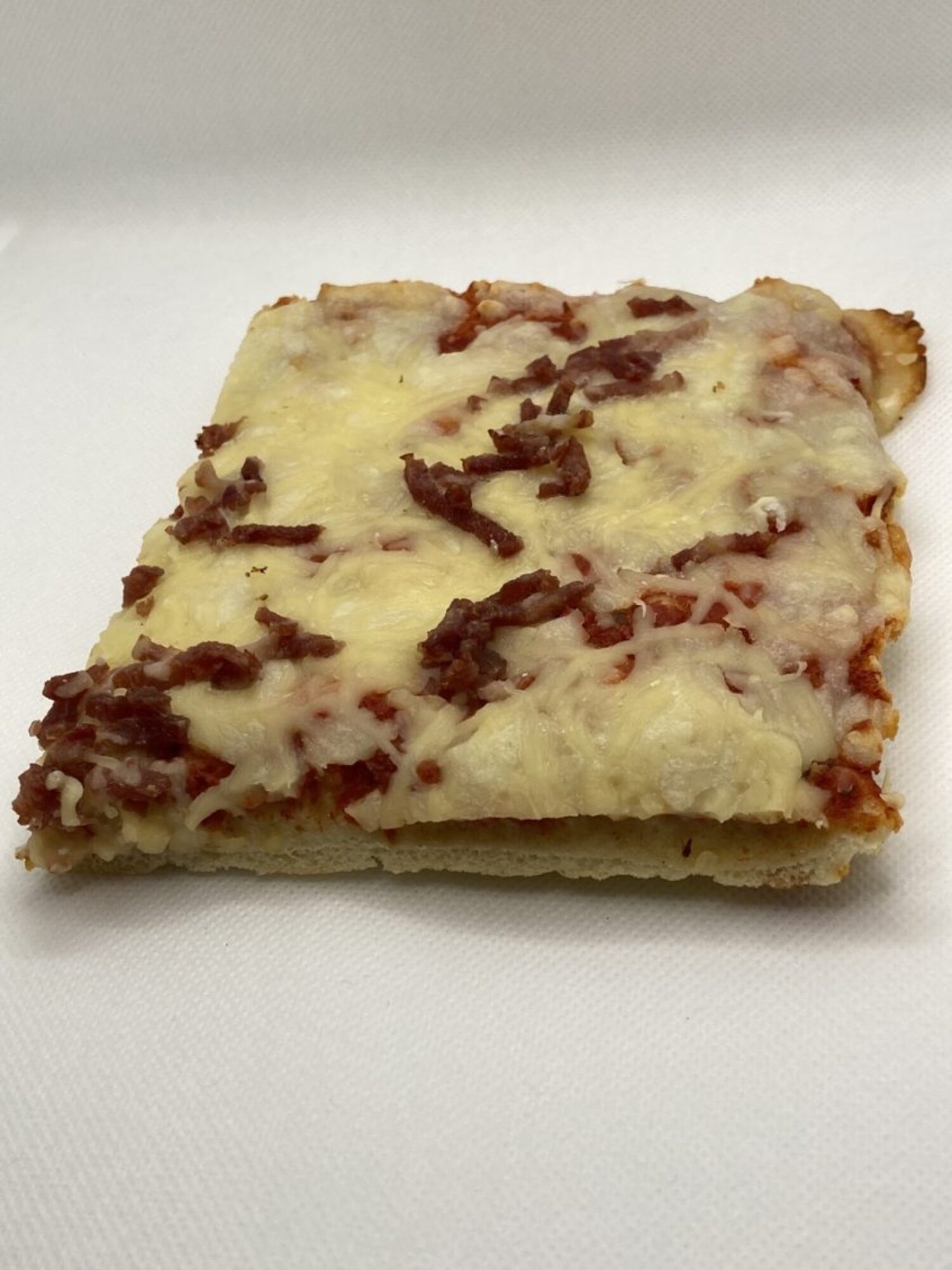 PIZZA LARDONS FROMAGES