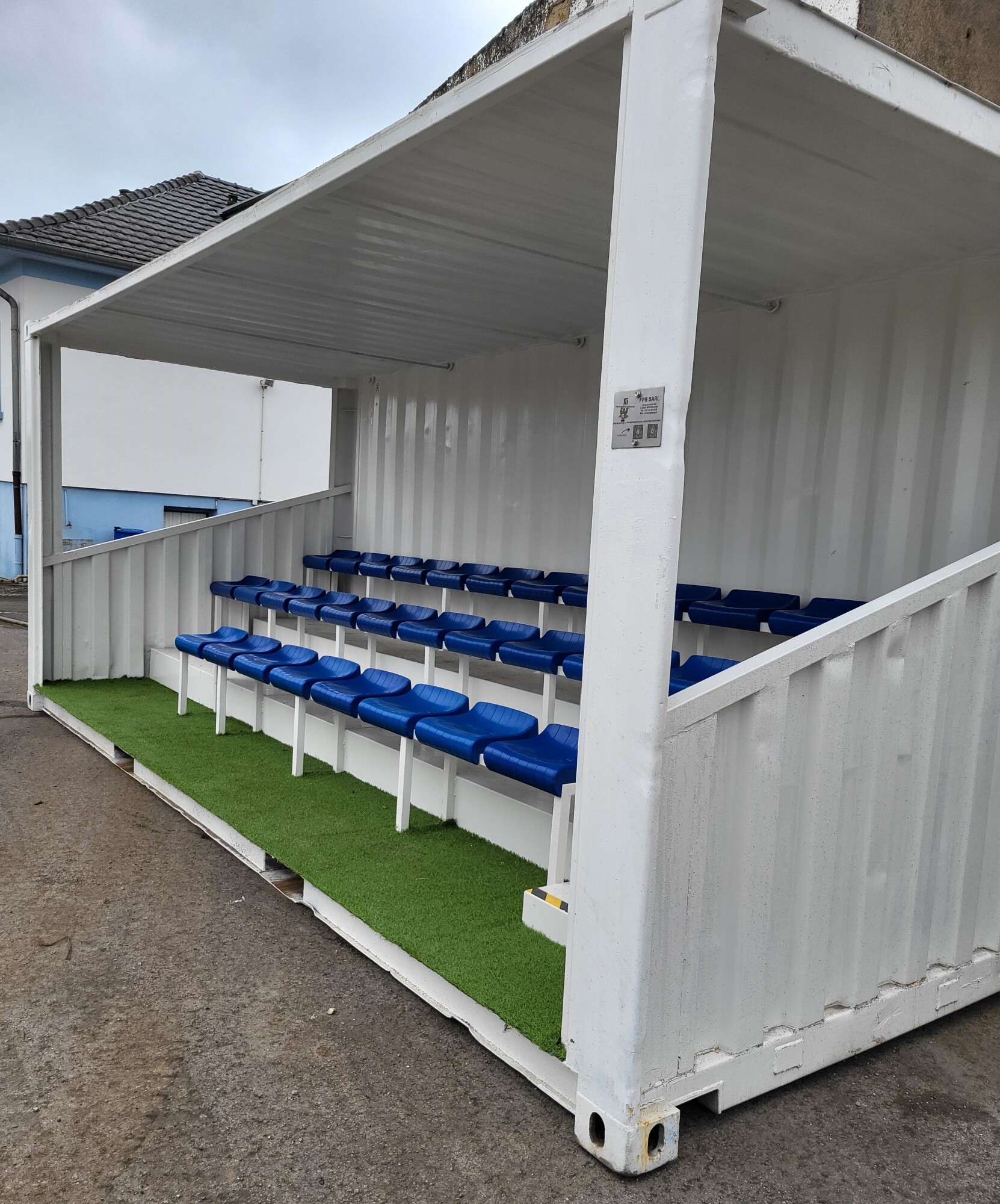 Container tribune 20'