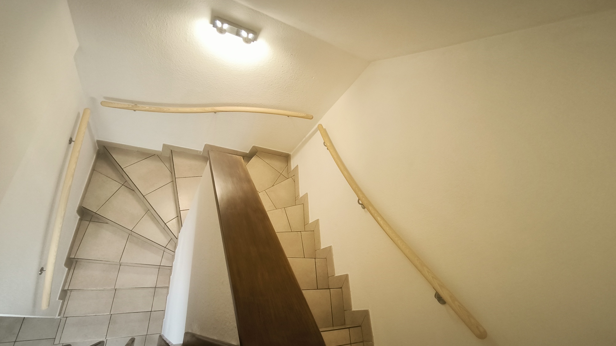 Main courante murale