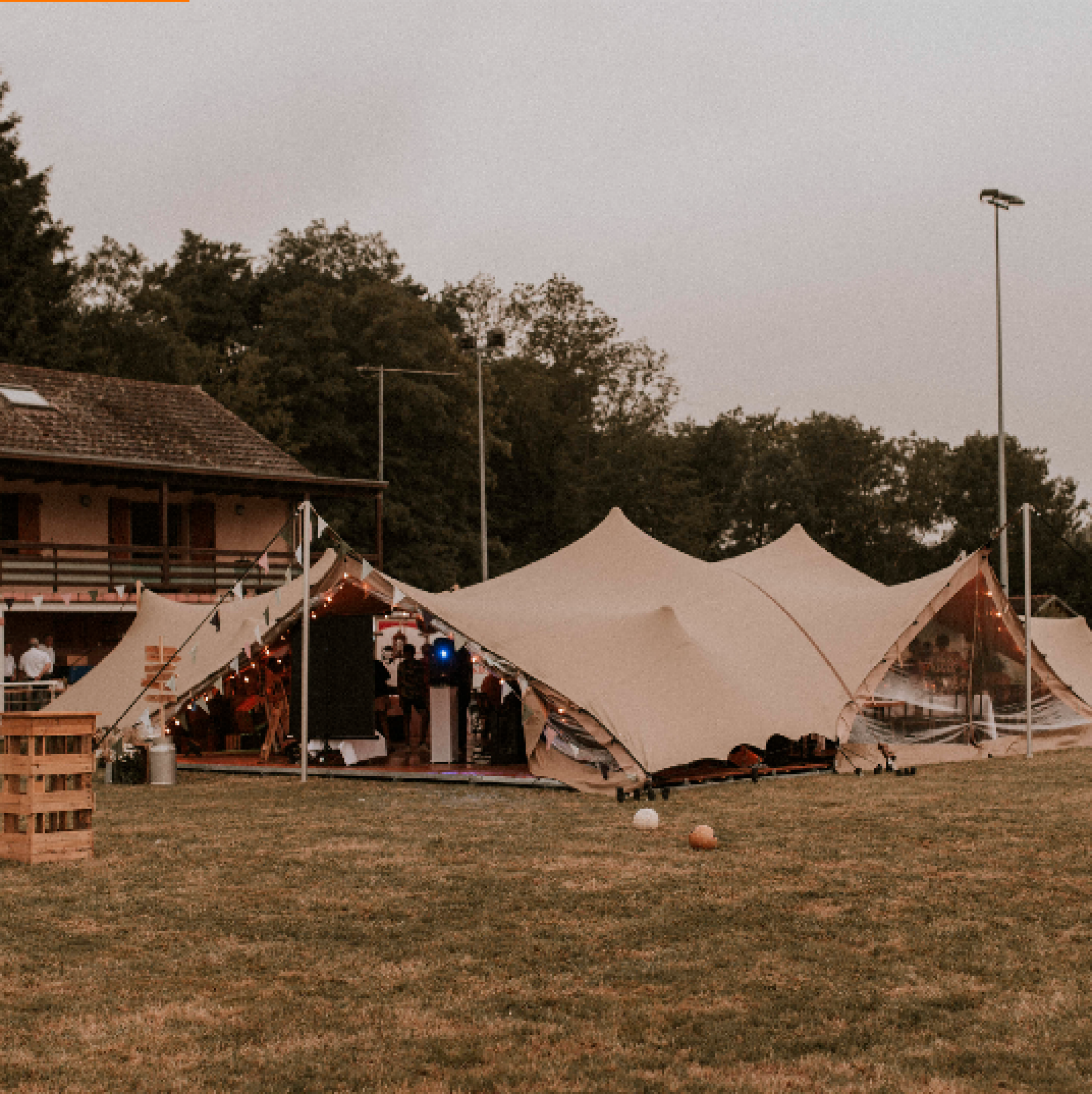 Tente Stretch en location