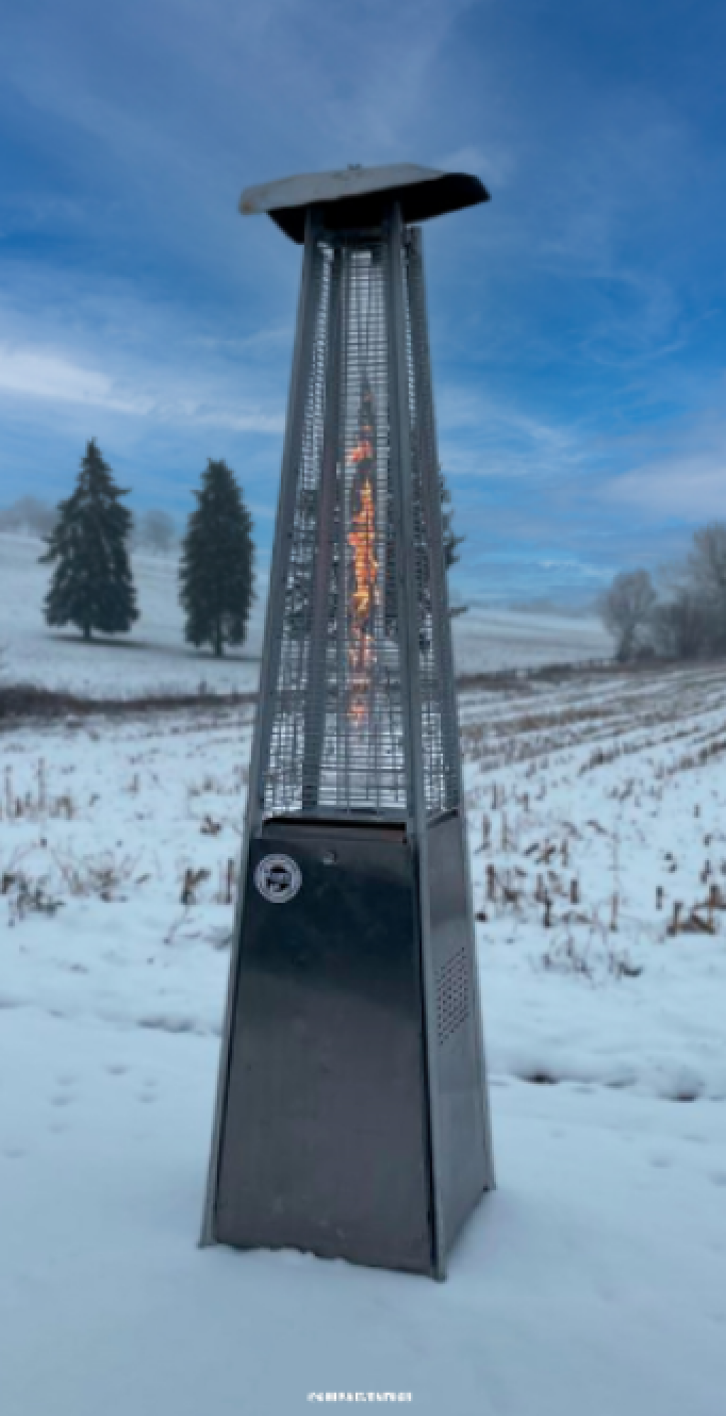 Parasol chauffant pyramide à gaz en location