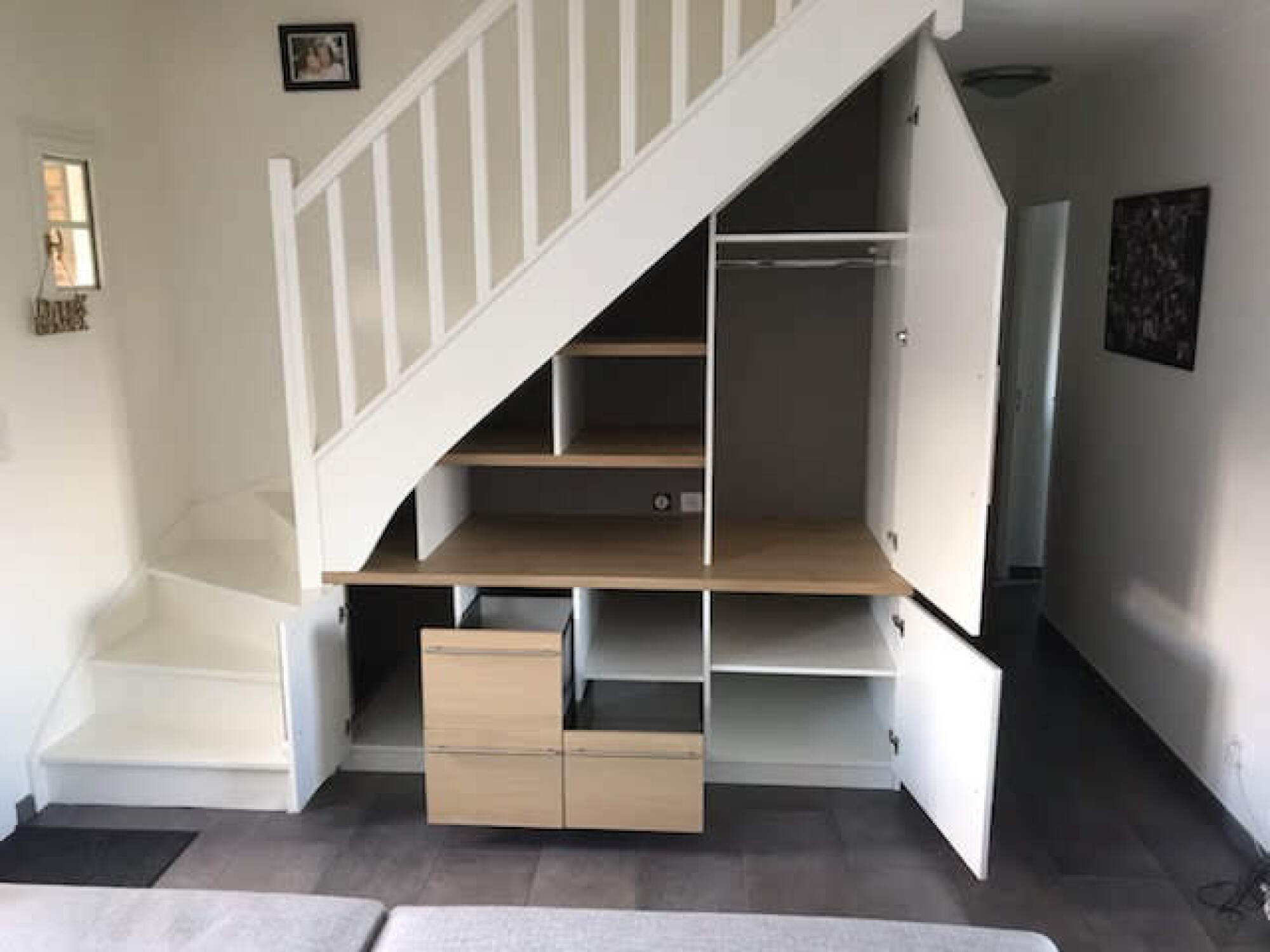 Meuble sous escalier