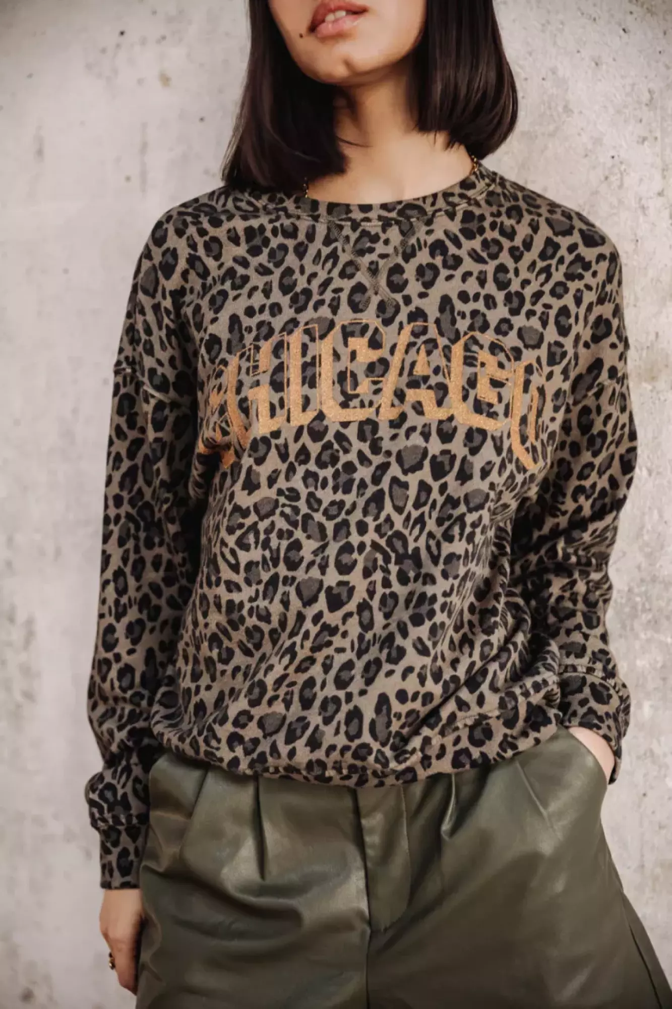 Sweat Solene Leo Chicago Freeman T.Porter