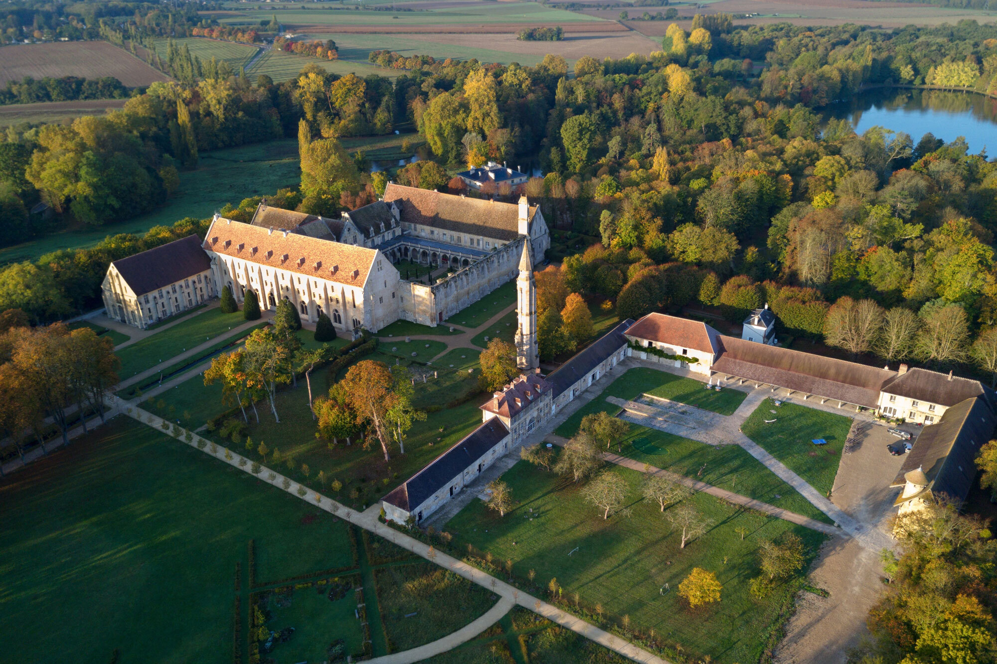 VOYAGE DE PRINTEMPS L’OISE, princière et royale