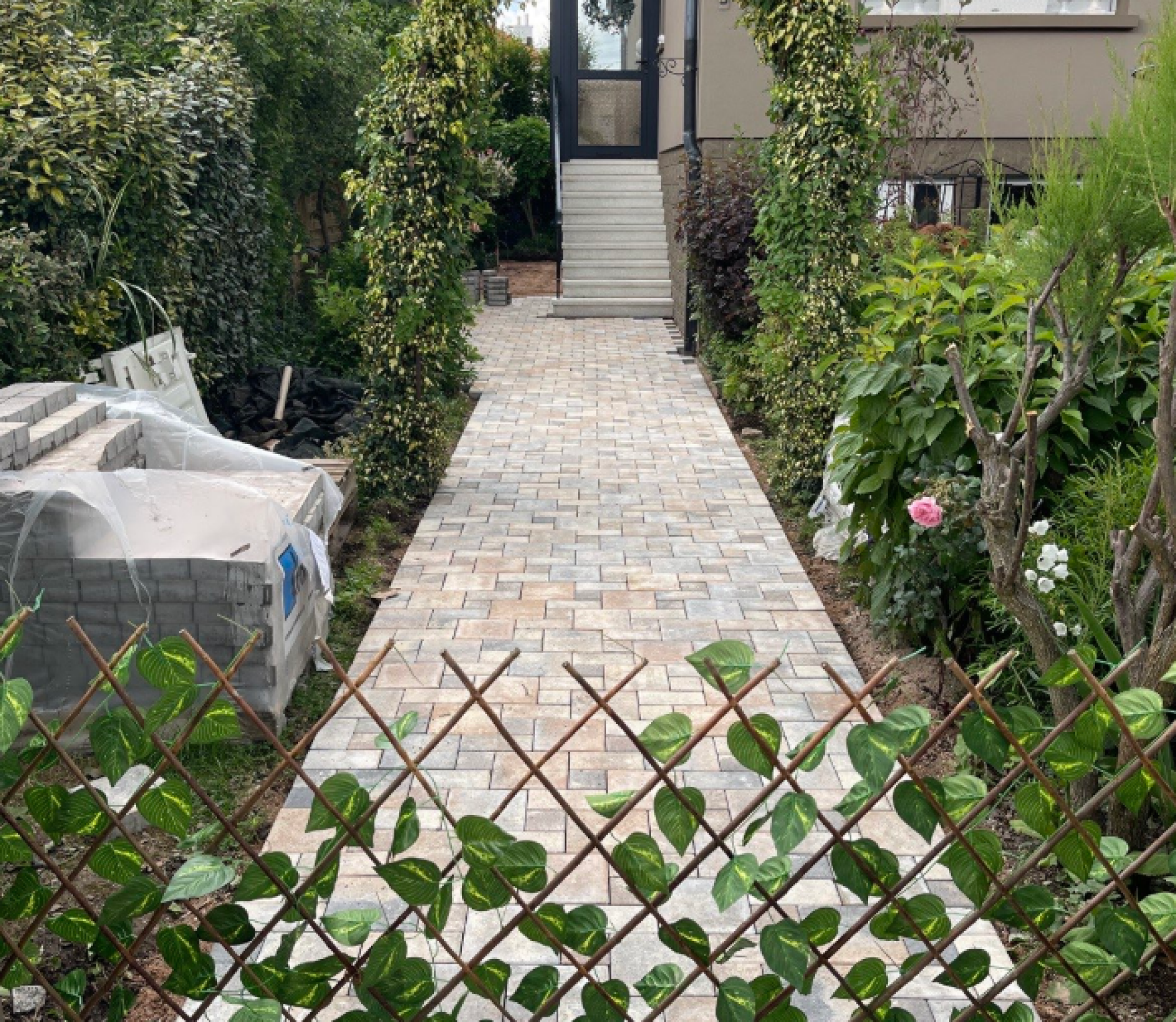 Pavage - Entrée Carrossable - Allée de jardin - Dallage