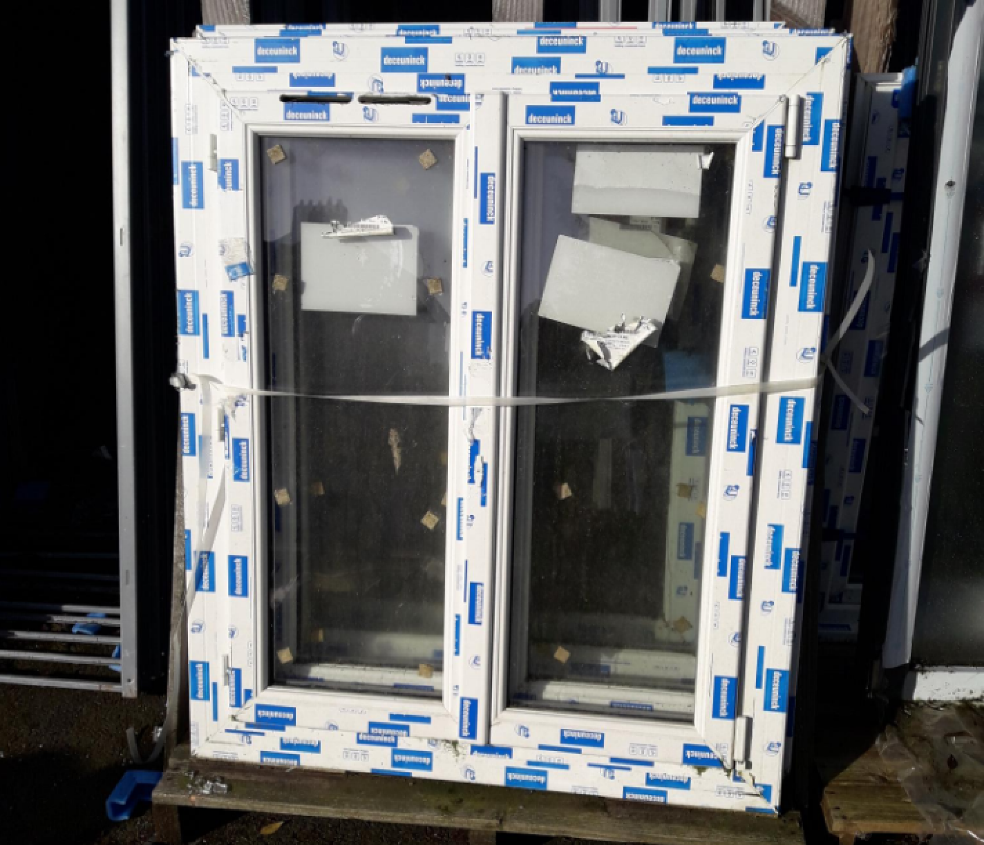 Fenêtre 2 vantaux Haut 1185 mm x Larg 985 mm